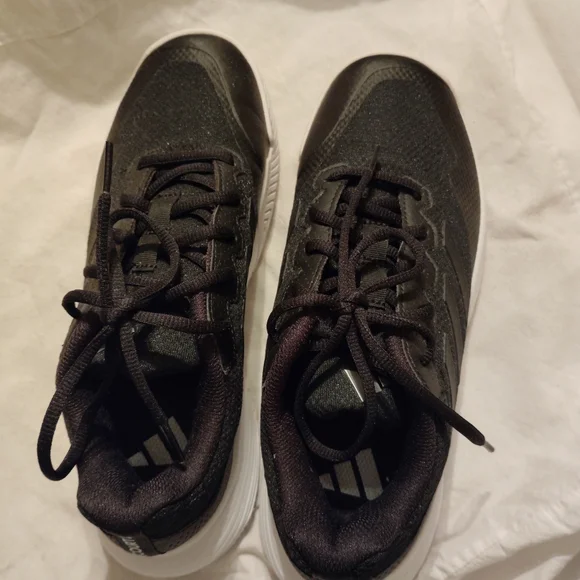 Womens black Game Court 2 tennis shoes - Picture 1 of 4